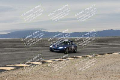 media/Jan-03-2026-SCCA SD (Sat) [[c9b9d14034]]/4-Novice Group/Session 1 Bowl/